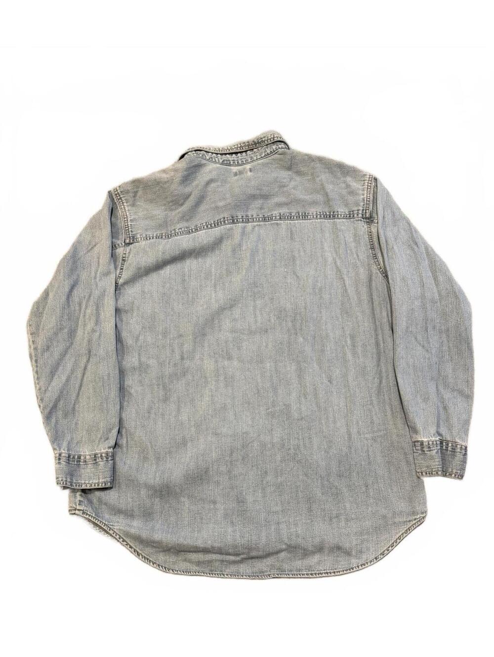 Levi’s Denim Button Up Shirt Women Large  100% Cotton Long Sleeve Oversized - Picture 4 of 4